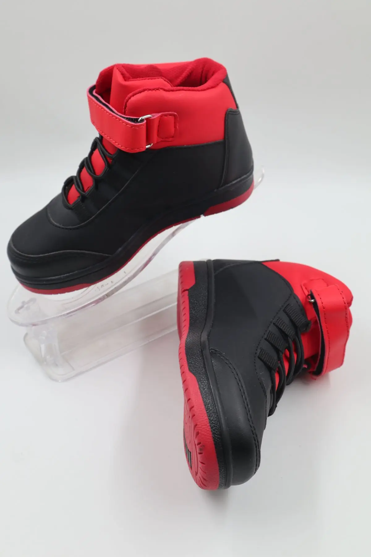 Çocuk Bilekli Sıcak Astar Siyah Kırmızı Günlük Bot