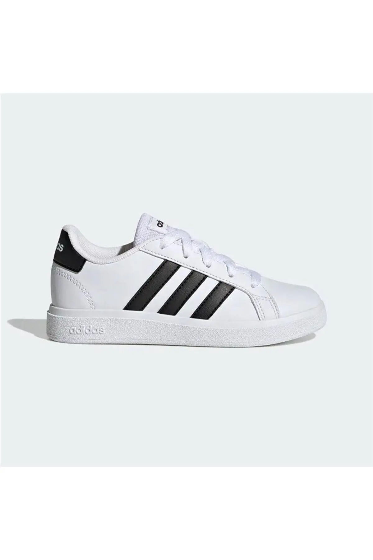 Cloud White / Core Black / Core Black