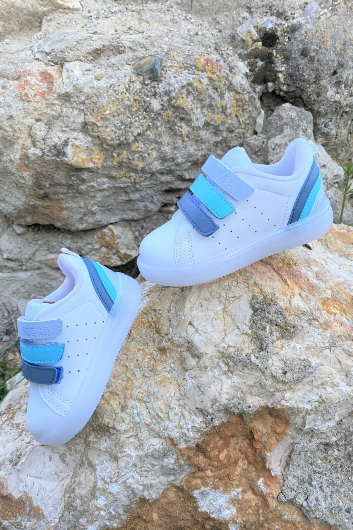 Beyaz - Tabanlı Spor Ayakkabı (22 - 30 Numara Aralığı)