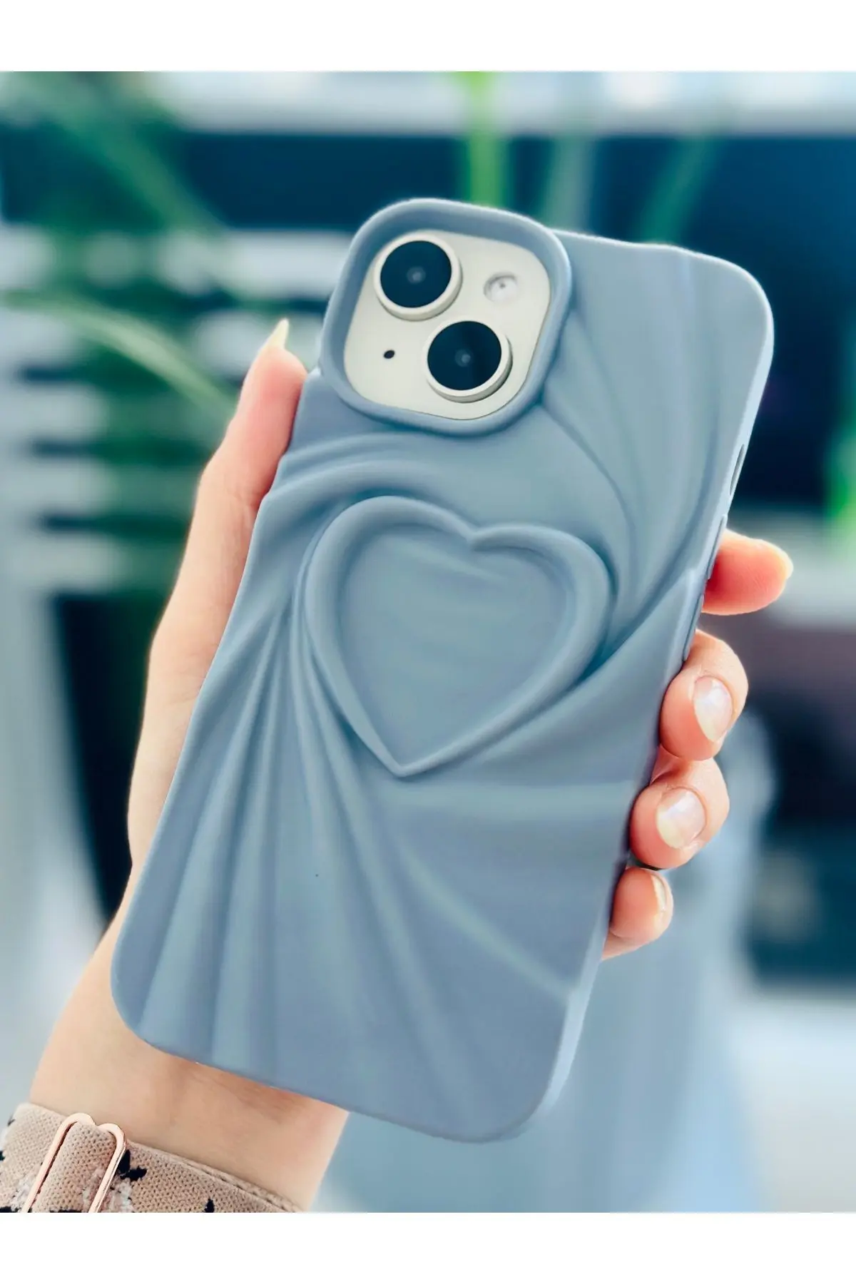 Apple Iphone 13 - 14 - 15  Uyumlu 3D Mat Saten Kalp Kabartma Desenli Darbe Önleyici Silikon Kılıf