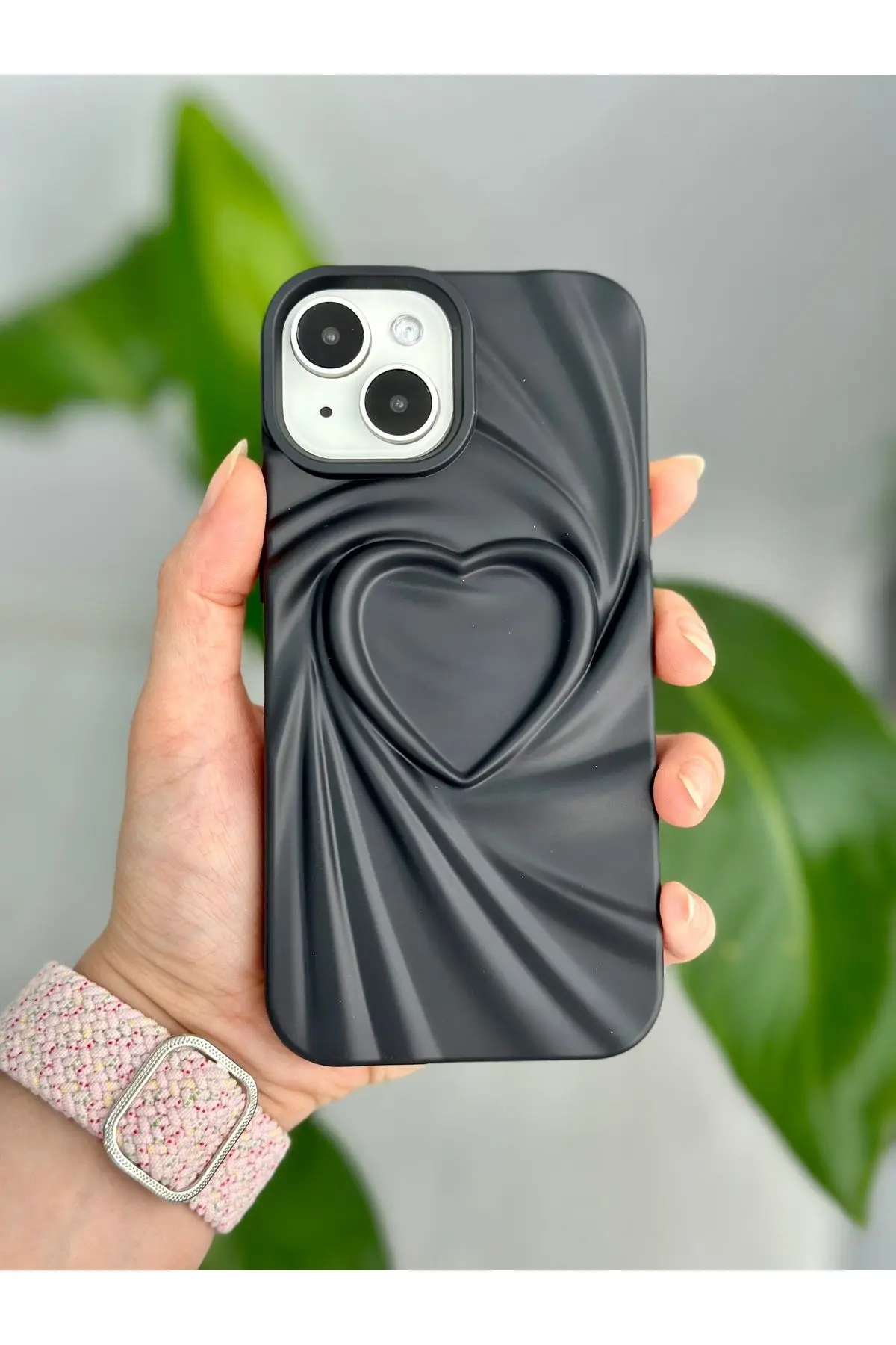 Go Aksesuar Apple Iphone 13 - 14 - 15  Uyumlu 3D Mat Saten Kalp Kabartma Desenli Darbe Önleyici Silikon Kılıf