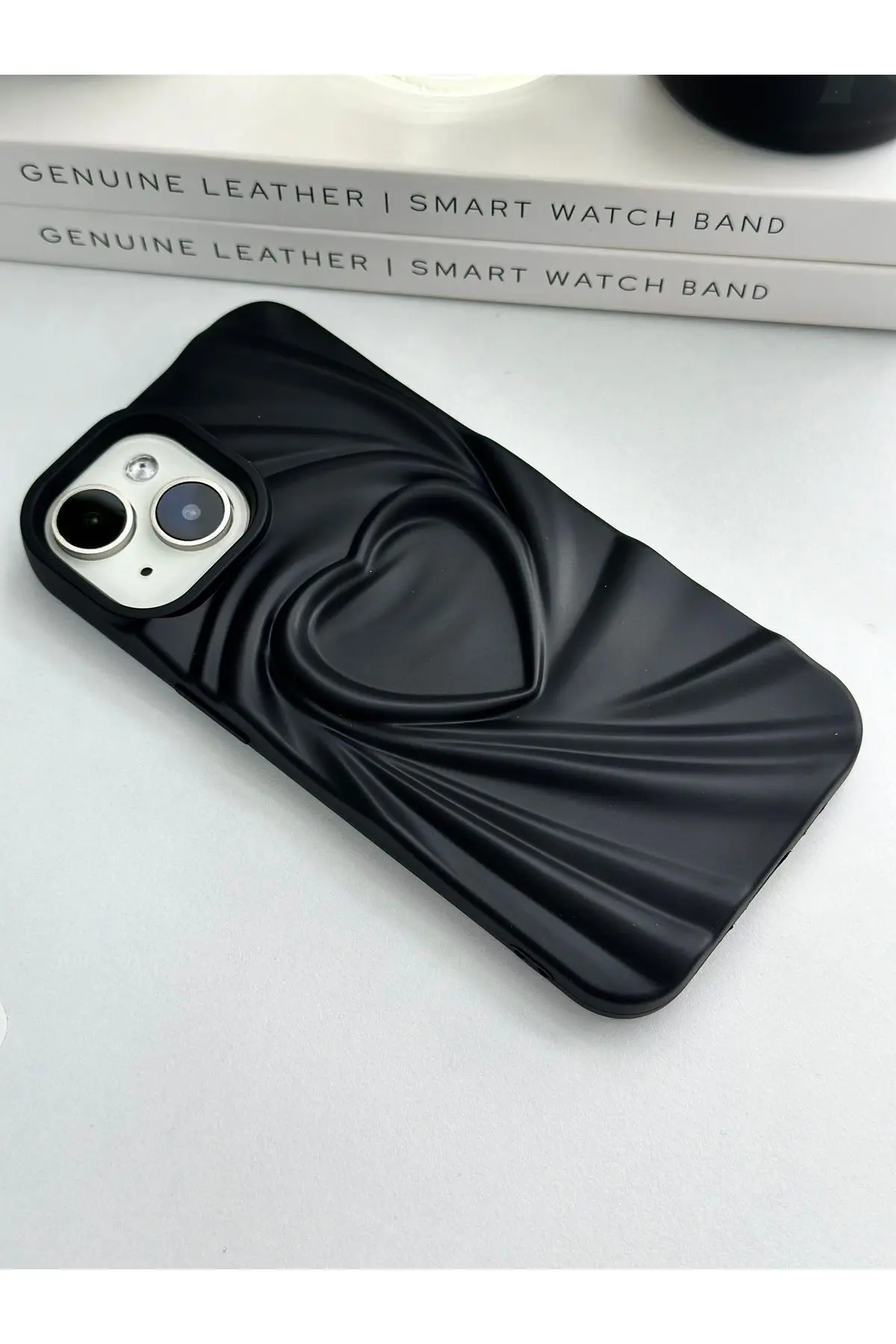 Apple Iphone 13 - 14 - 15  Uyumlu 3D Mat Saten Kalp Kabartma Desenli Darbe Önleyici Silikon Kılıf