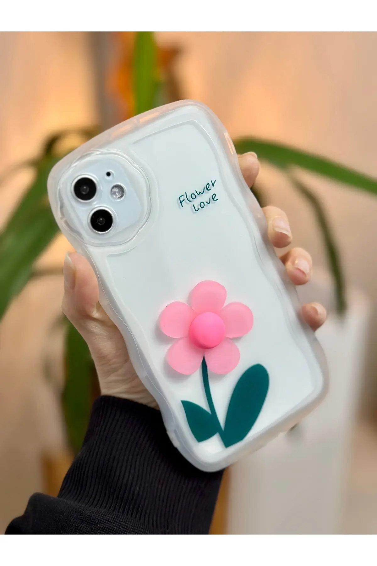 Iphone 11 OYUNCAKLI 3D Pembe Çiçek Tasarımlı Yumuşak Silikon Kamera Korumalı Kılıf