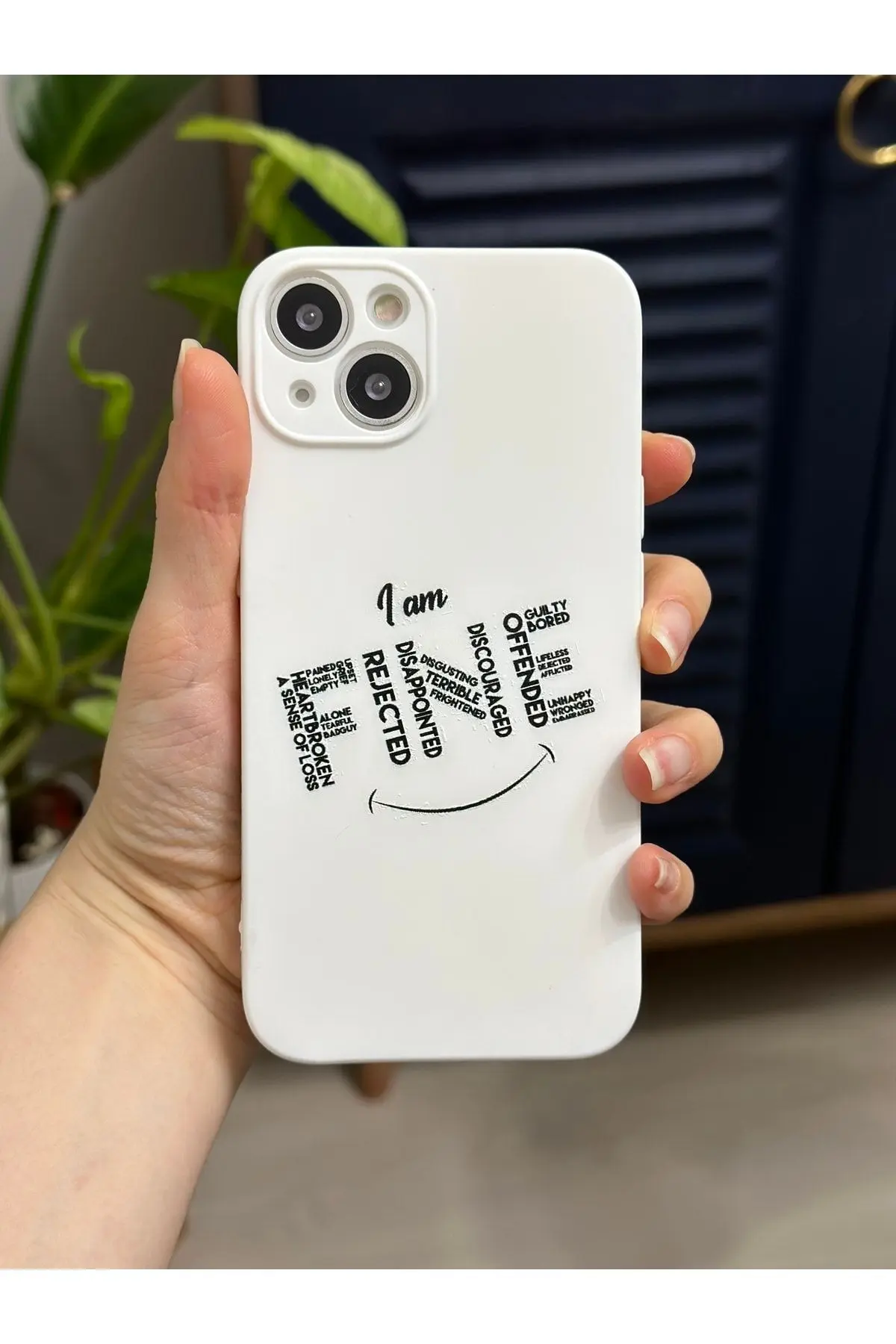 Iphone 13 Kamera Korumalı Içi Kadife Fine Tasarımlı Lansman Baskılı Kılıf