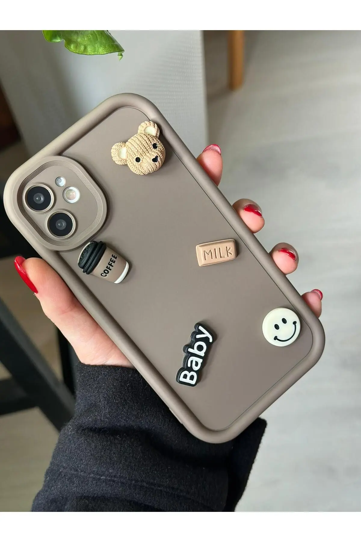 Iphone 11 Çikolata Baby Tasarımlı Yumuşak Silikon Kamera Korumalı Ayıcıklı Kılıf