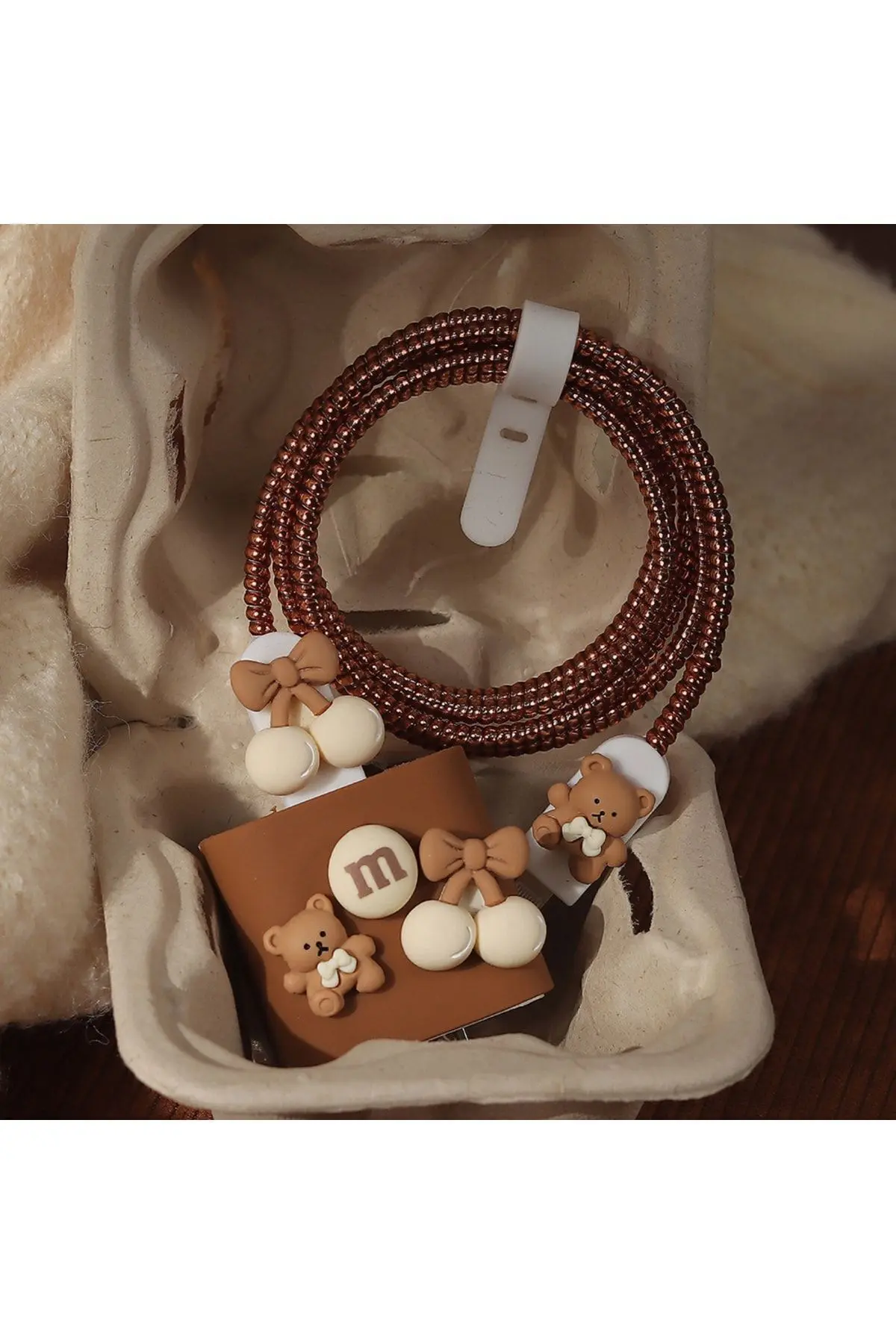 Dayanıklı Figürlü Sevimli Iphone Şarj Başlığı Adaptörü Koruma Kablo Koruyucu 3'lü Kılıf Koruma Seti