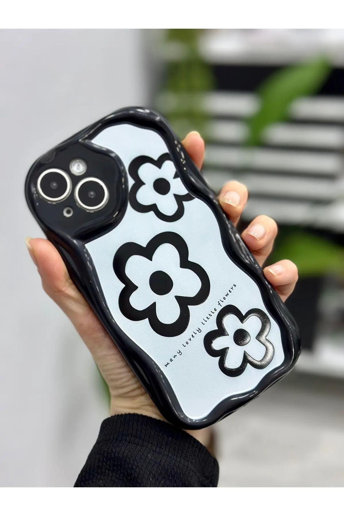 Iphone 13 ve 14 Uyumlu Papatya Antişok Darbe ÖnleyiciKamera Korumalı Lansman Silikon Kılıf