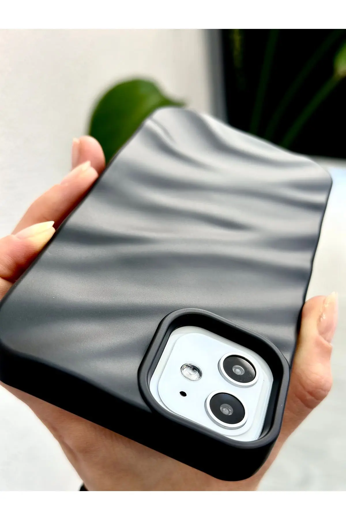 Iphone 11 Uyumlu 3d Wave Kabartma Mat Silikon Kılıf