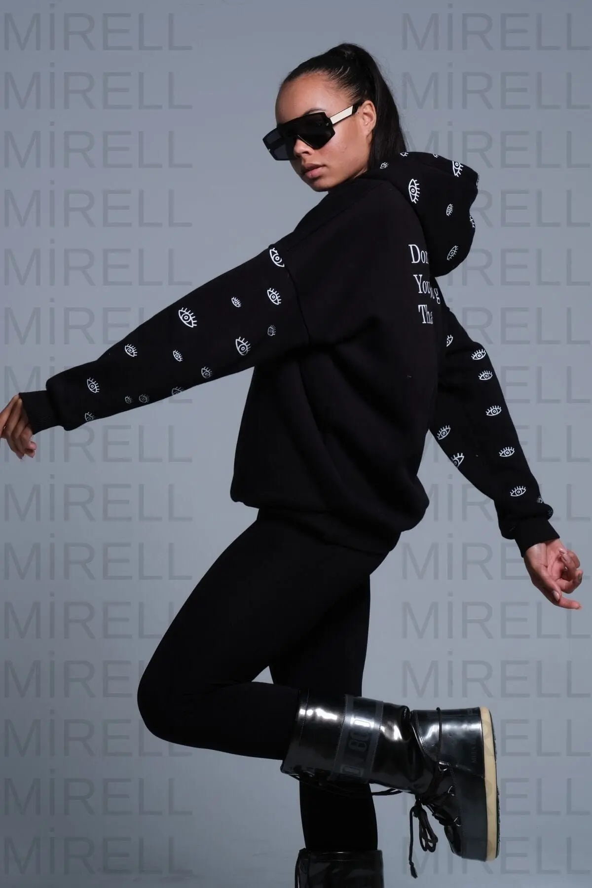 Mirell Siyah Oversize Eye Sweatshirt