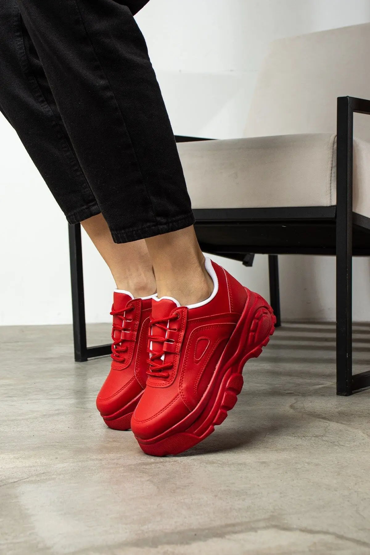 Siyah Kadın Sneaker Spor Ayakkabı Bağcıklı Kalın Hafif 6 Cm Yüksek Taban