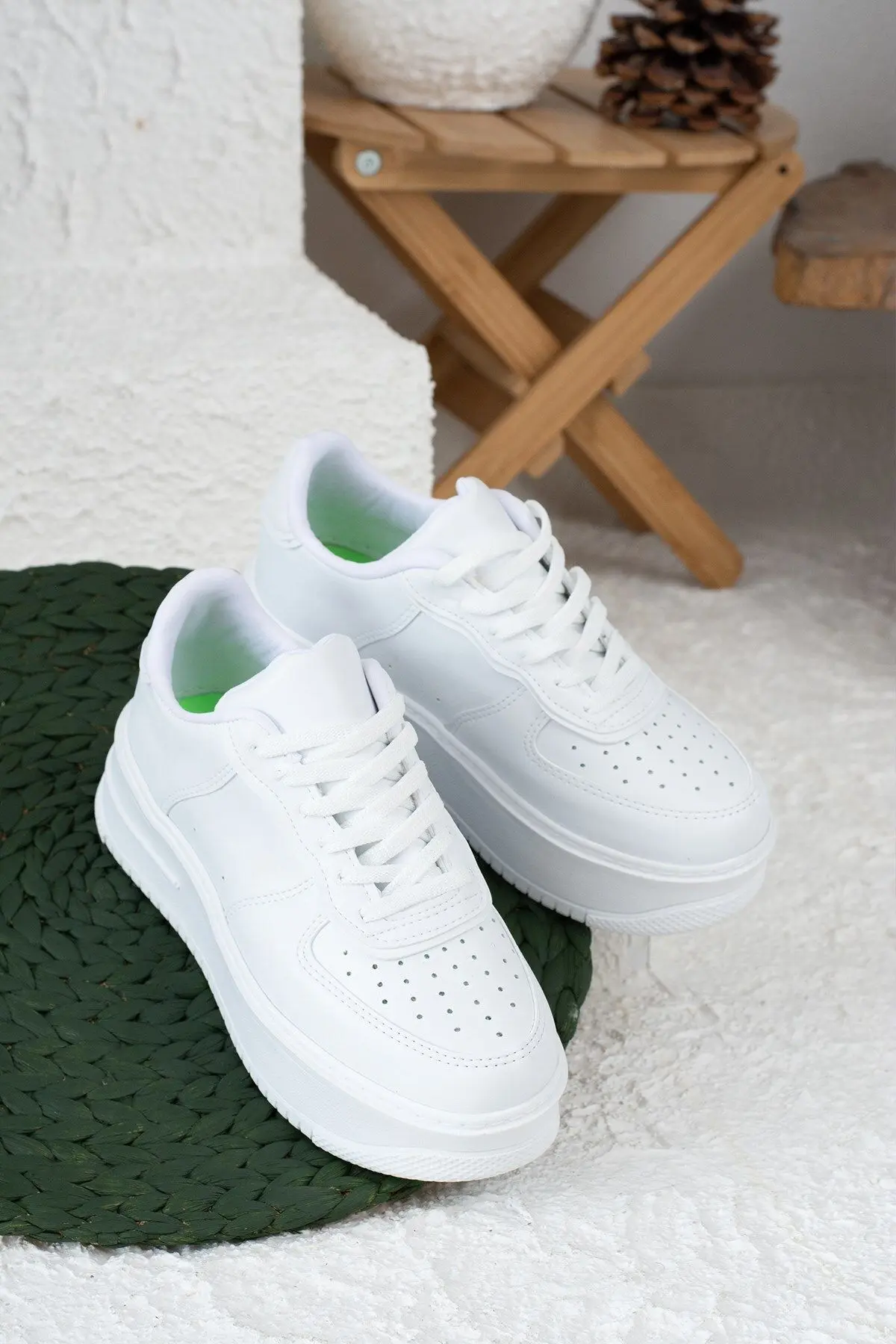 Günlük Kadın Sneaker Spor Ayakkabı Desenli Hafif Yüksek Taban Bağcıklı 001