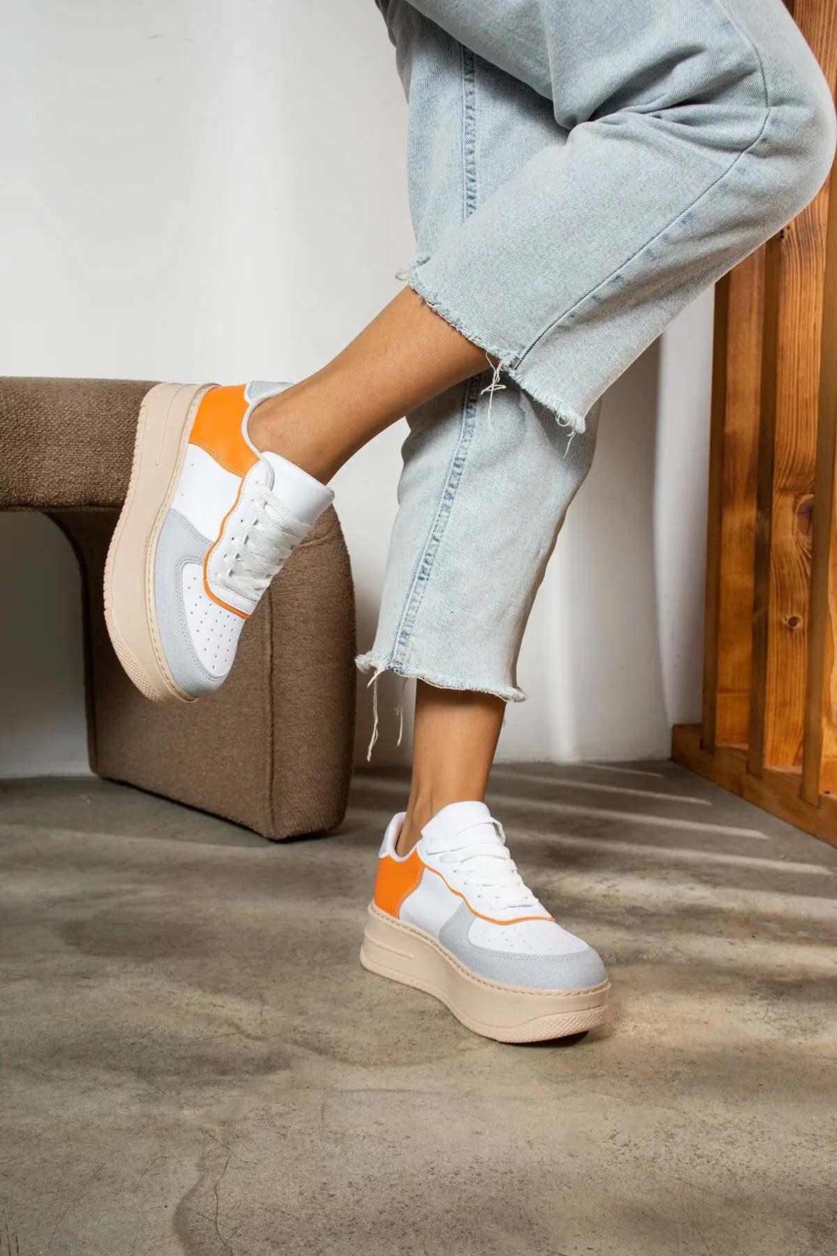 Günlük Kadın Sneaker Spor Ayakkabı Desenli Hafif Yüksek Taban Bağcıklı 001