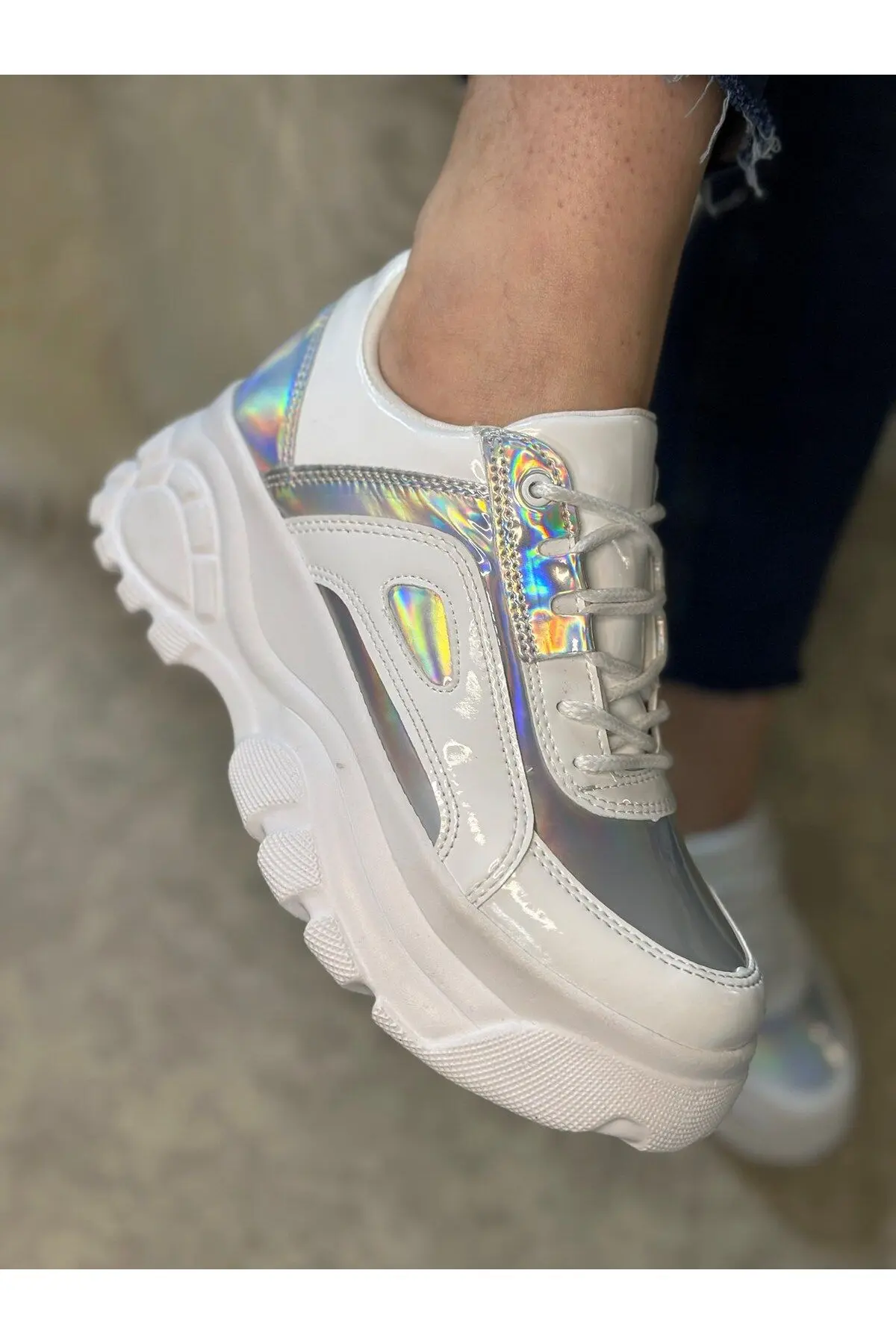 Günlük Kadın Beyaz Hologram Spor Ayakkabı Yüksek Taban 6 Cm Sneaker 001