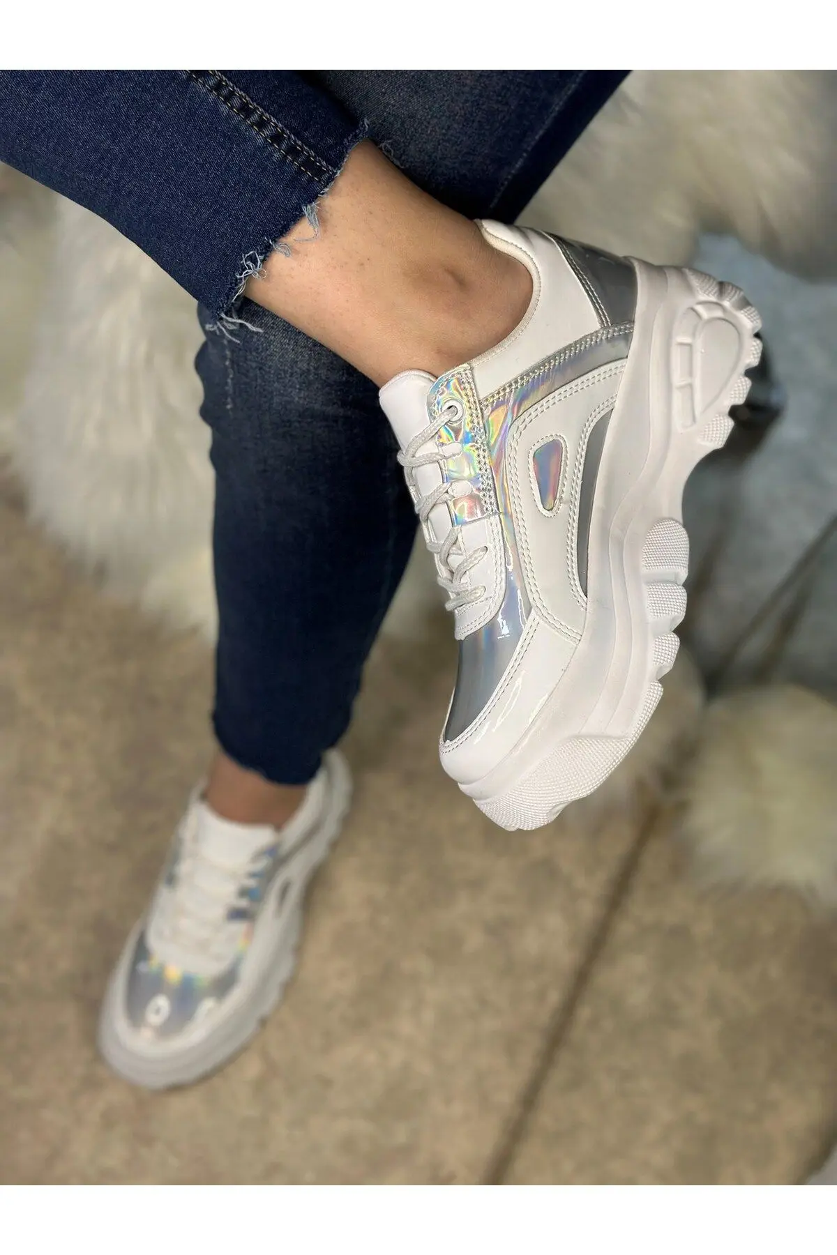 Günlük Kadın Beyaz Hologram Spor Ayakkabı Yüksek Taban 6 Cm Sneaker 001