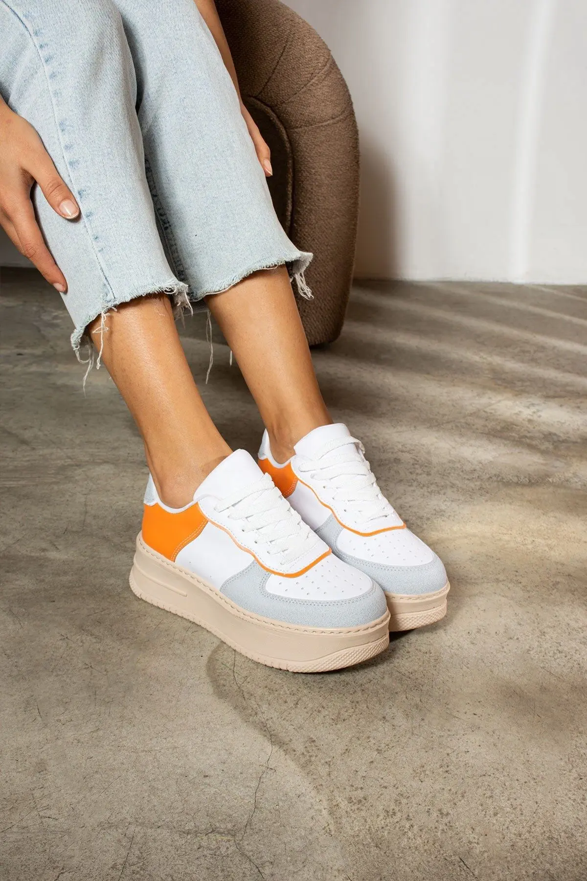 Günlük Kadın Sneaker Spor Ayakkabı Desenli Hafif Yüksek Taban Bağcıklı 001