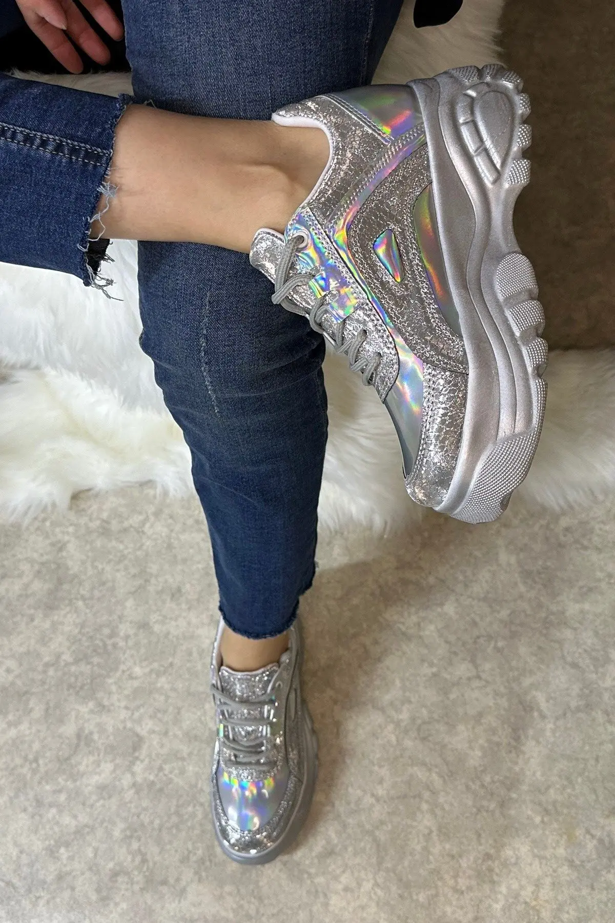 Günlük Kadın Gümüş Spor Ayakkabı Yüksek Taban 6 Cm Sneaker 001