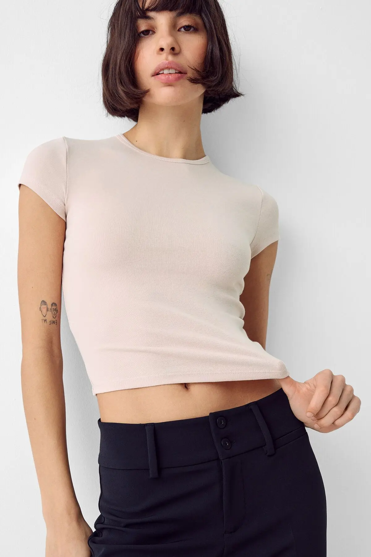 Kısa kollu bisiklet yaka t-shirt