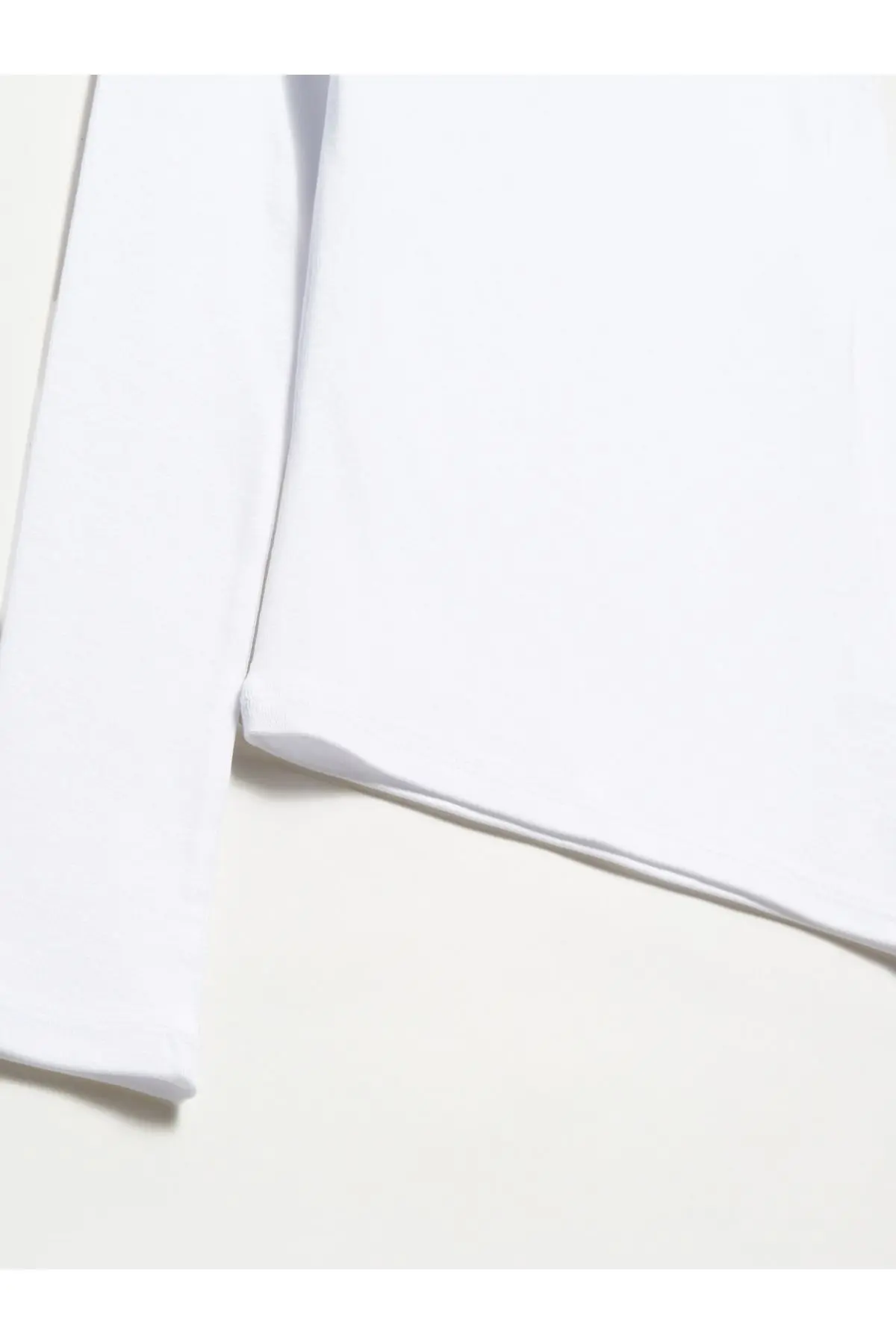 31332 Kayık Yaka Uzun Kollu Top-Beyaz