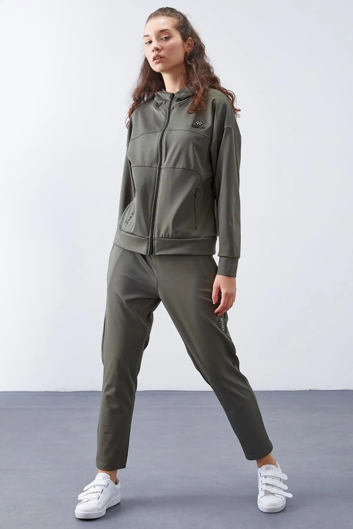Çağla Kapüşonlu Gizli Cep Detaylı Standart Kalıp Kadın Eşofman Takımı - 95306
