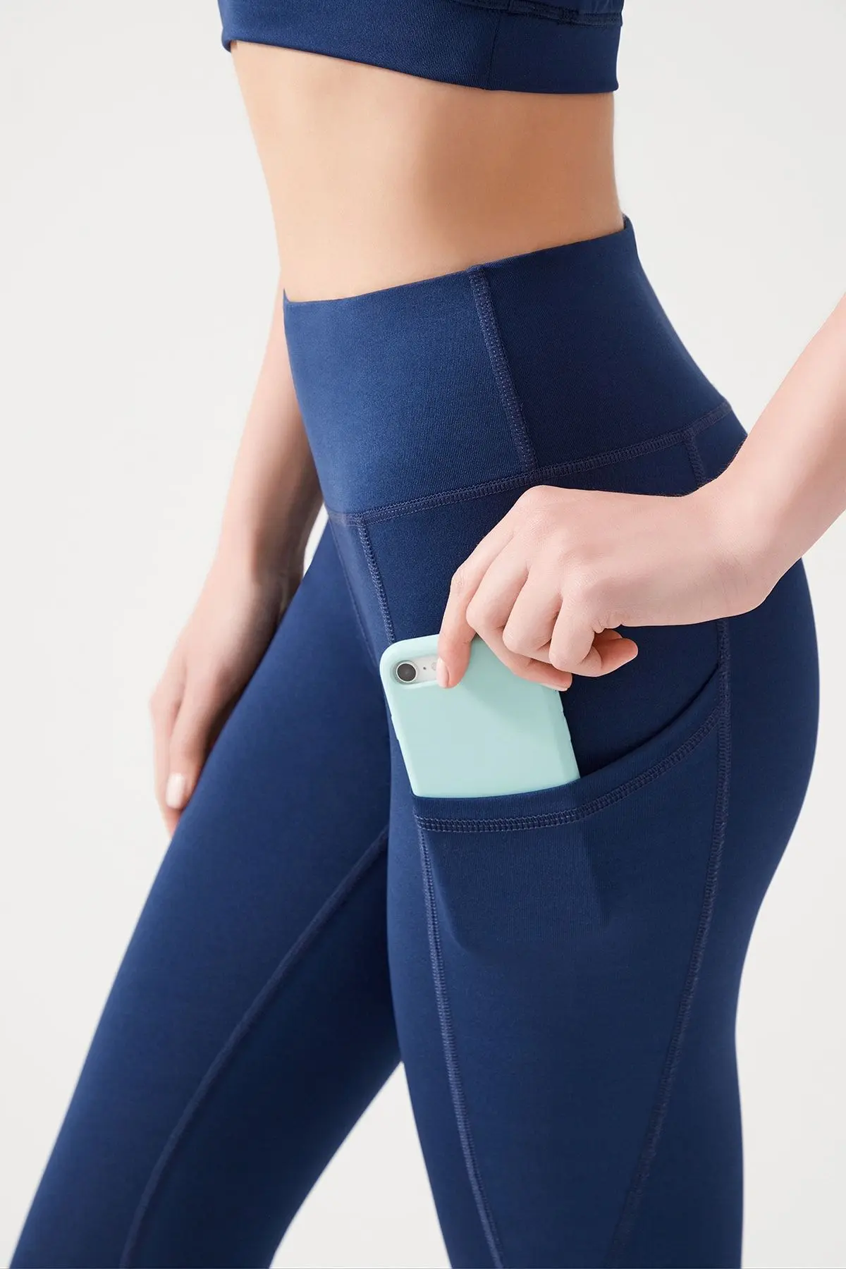 Kadın Lacivert Yüksek Bel Toparlayıcı Çift Cepli Diz Altı Kapri Tayt Capri