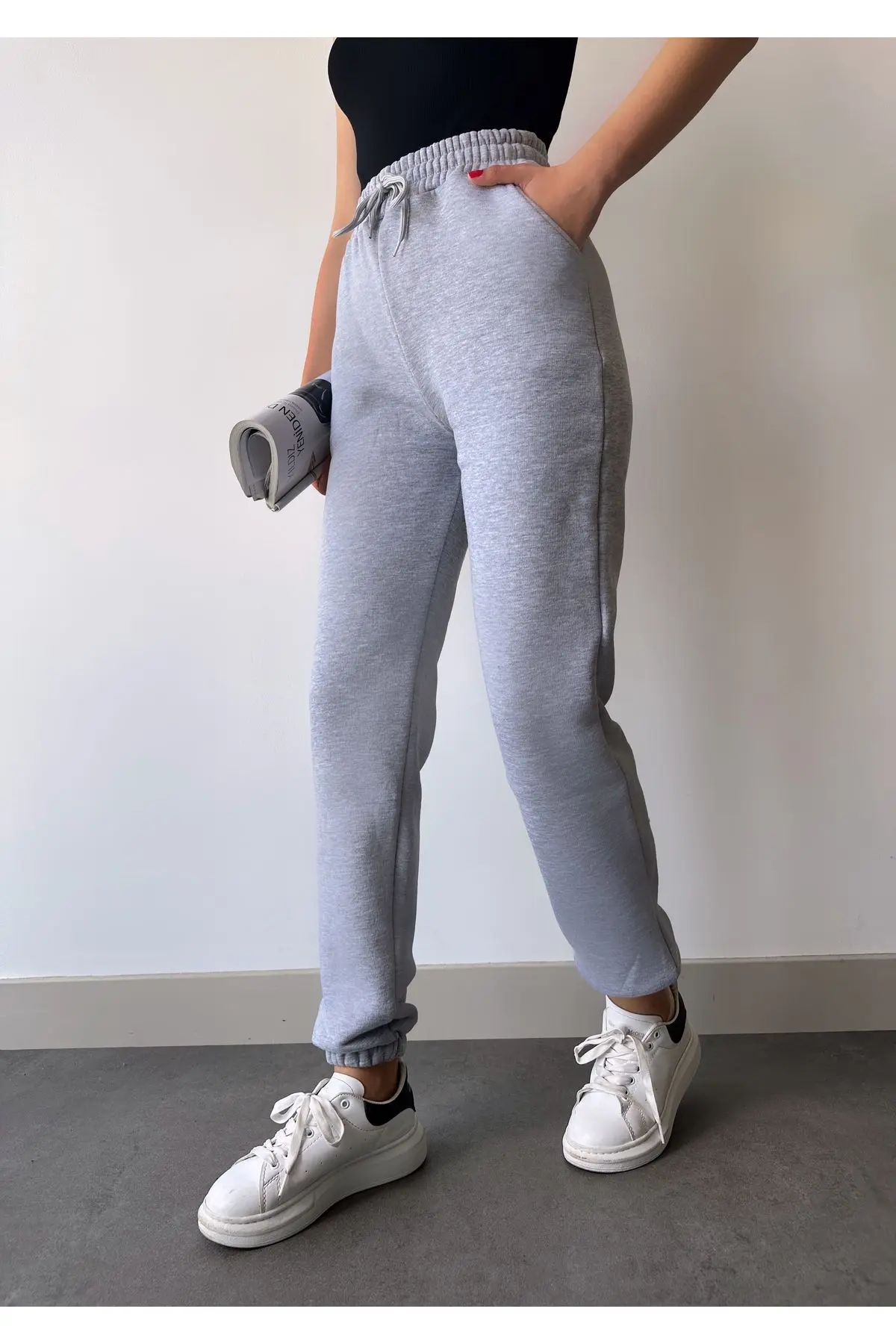 Kadın Gri Kışlık Kalın İçi Polarlı Yüksek Bel Paçası Lastikli Basic Jogger Eşofman Altı