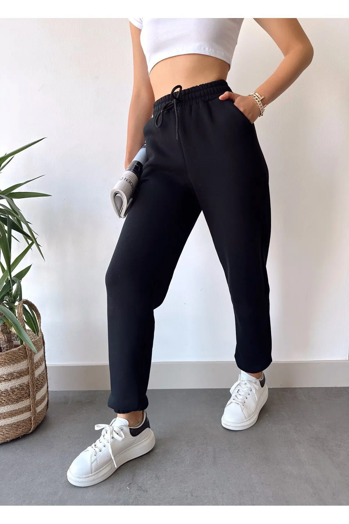 Kadın Siyah Kışlık Kalın İçi Polarlı Yüksek Bel Paçası Lastikli Basic Jogger Eşofman Altı