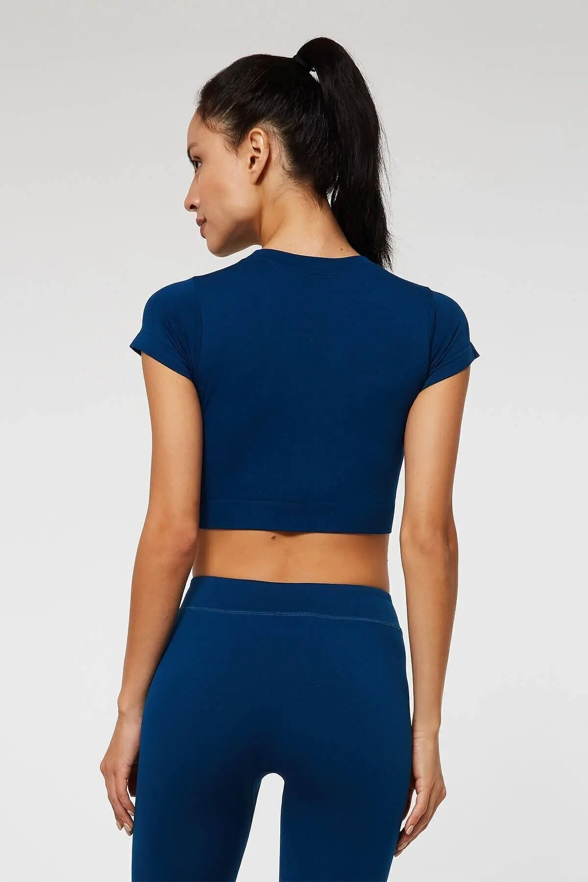 Captiva Yumuşak Dokulu & Esnek Crop Top Solid Lacivert