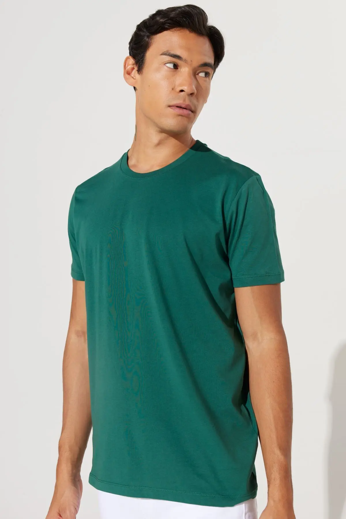 Erkek Koyu Yeşil Slim Fit Dar Kesim %100 Pamuk Bisiklet Yaka Basic Tişört