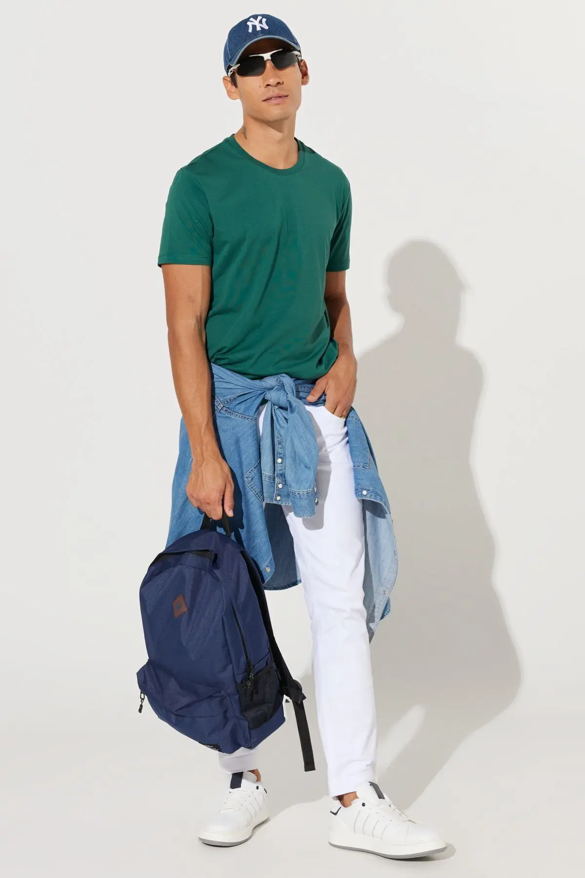 Erkek Koyu Yeşil Slim Fit Dar Kesim %100 Pamuk Bisiklet Yaka Basic Tişört