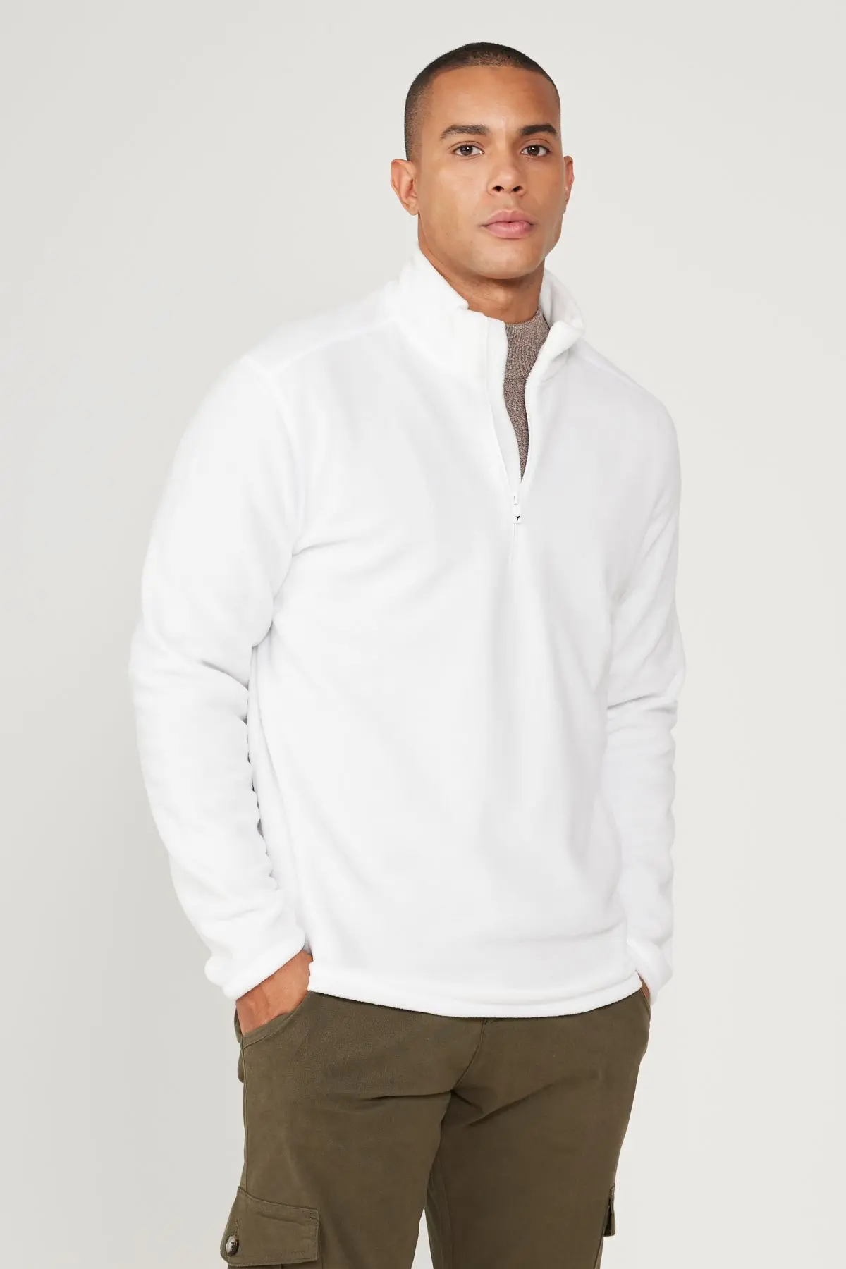 Erkek Beyaz Anti-pilling Tüylenme Yapmayan Standart Fit Dik Yaka Soğuk Geçirmez Polar Sweatshirt