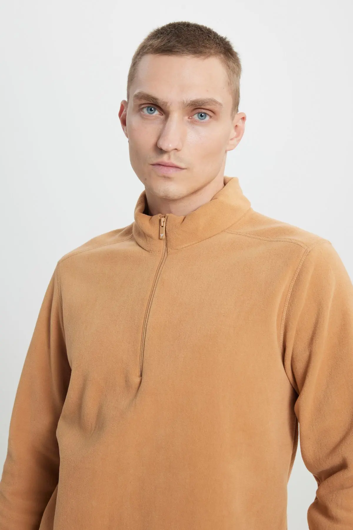 Erkek Karamel Anti-pilling Tüylenme Yapmayan Standart Fit Dik Yaka Soğuk Geçirmez Polar Sweatshirt