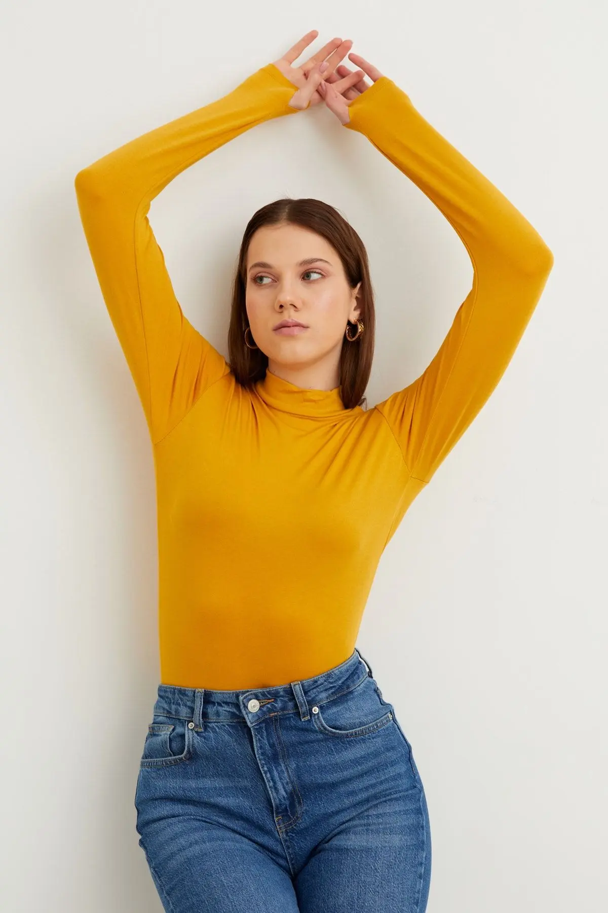 Kadın Hardal Parmak Detaylı Body