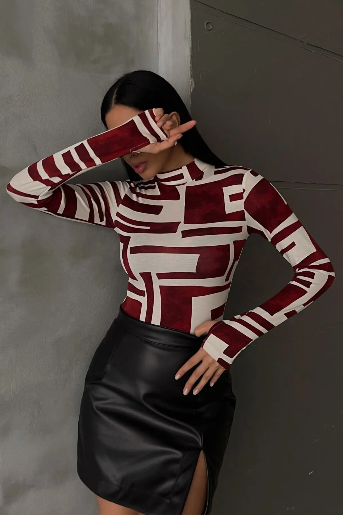 Kadın Bordo Batik Blok Desenli Parmak Detaylı Body
