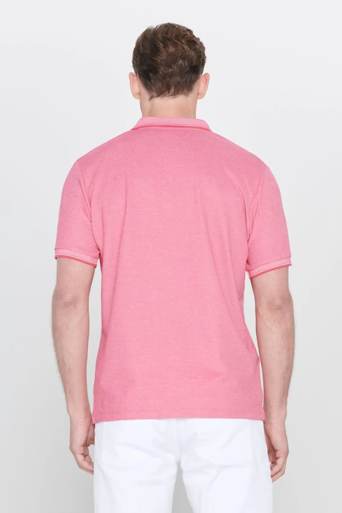 Erkek Çekmeyen Pamuklu Kumaş Slim Fit Dar Kesim Fuşya-Beyaz Kıvrılmaz Polo Yaka Tişört