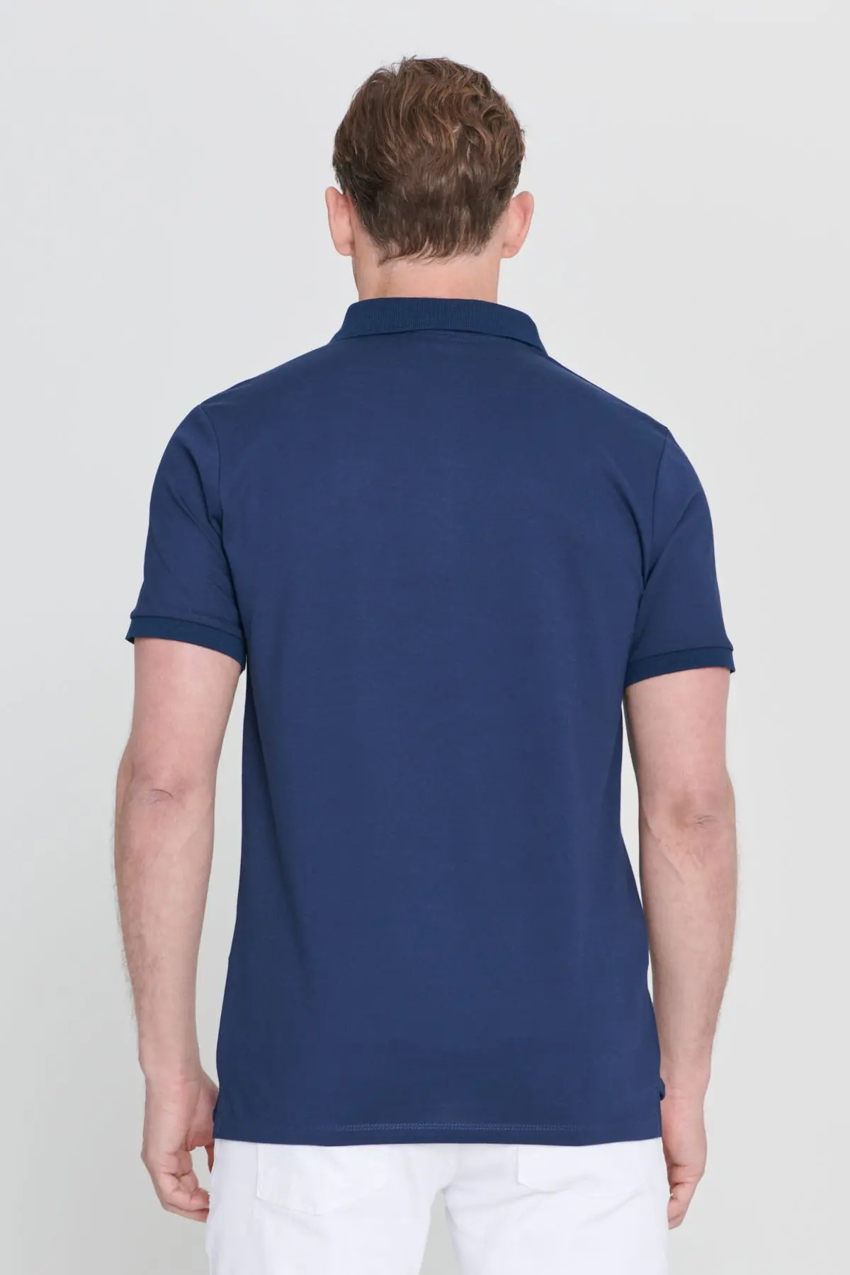 Erkek Çekmeyen Pamuklu Kumaş Slim Fit Dar Kesim Lacivert Kıvrılmaz Polo Yaka Tişört