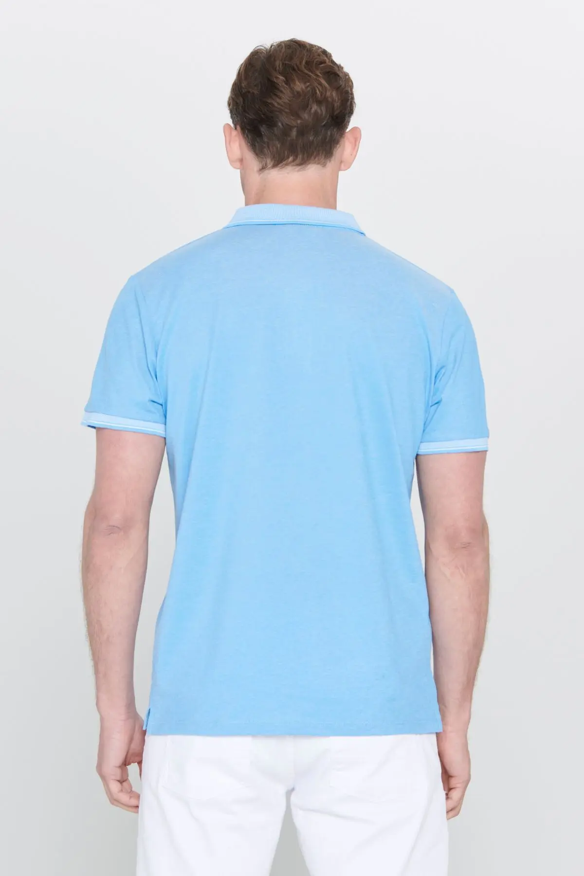 Erkek Çekmeyen Pamuklu Kumaş Slim Fit Dar Kesim Saks-Beyaz Kıvrılmaz Polo Yaka Tişört