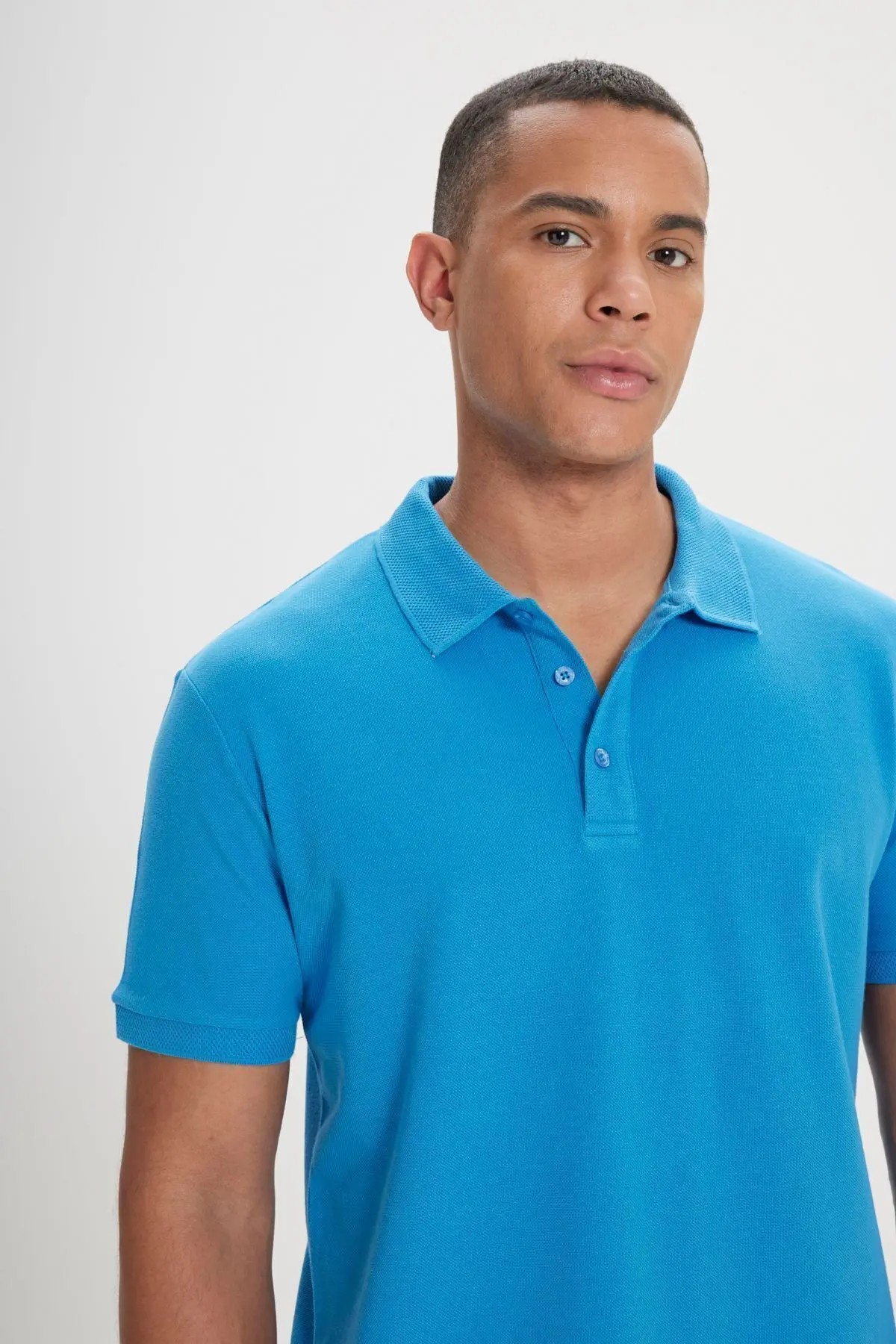 Erkek Turkuaz %100 Pamuk Kıvrılmaz Pike Polo Yaka Slim Fit Dar Kesim Tişört
