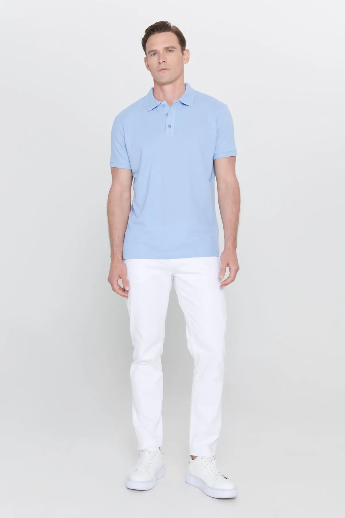 Erkek Açık Mavi %100 Pamuk Kıvrılmaz Pike Polo Yaka Slim Fit Dar Kesim Tişört