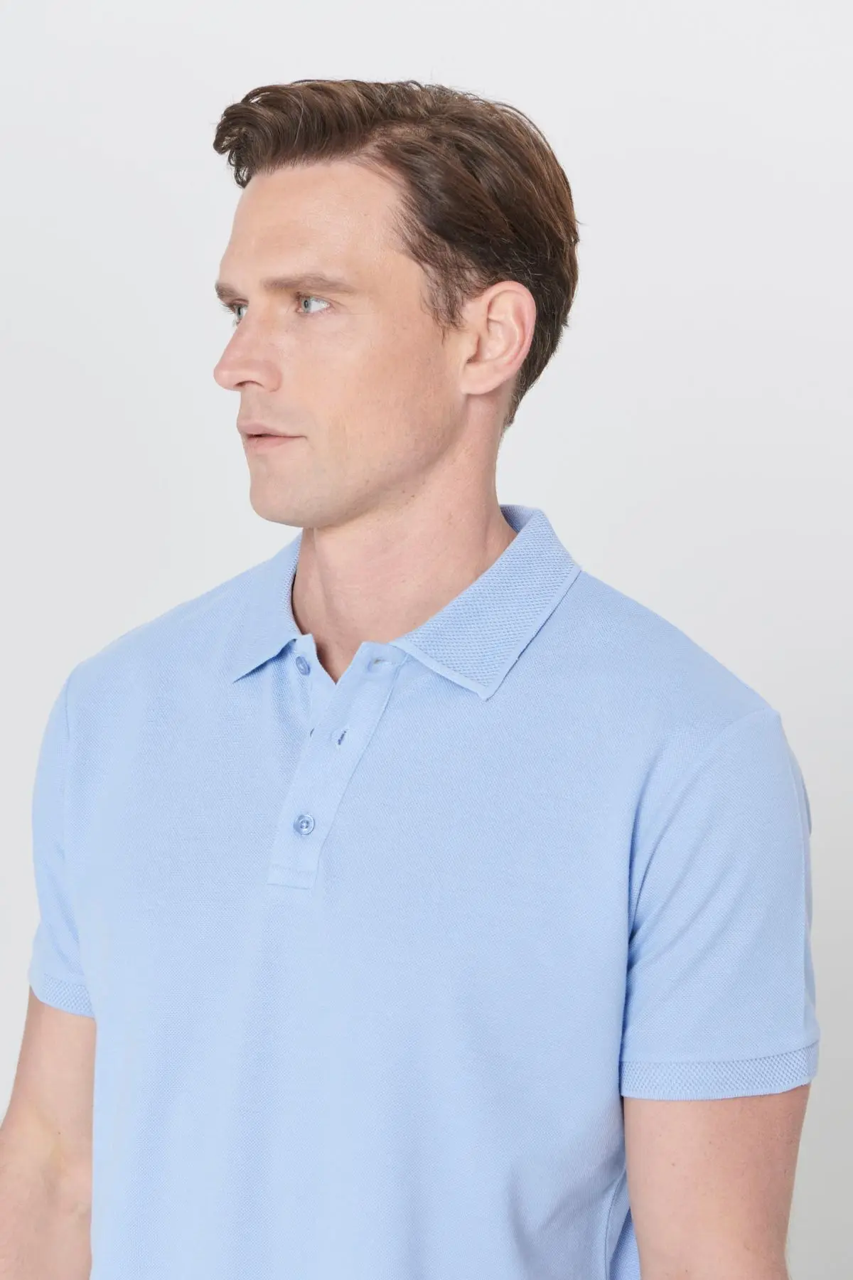 Erkek Açık Mavi %100 Pamuk Kıvrılmaz Pike Polo Yaka Slim Fit Dar Kesim Tişört