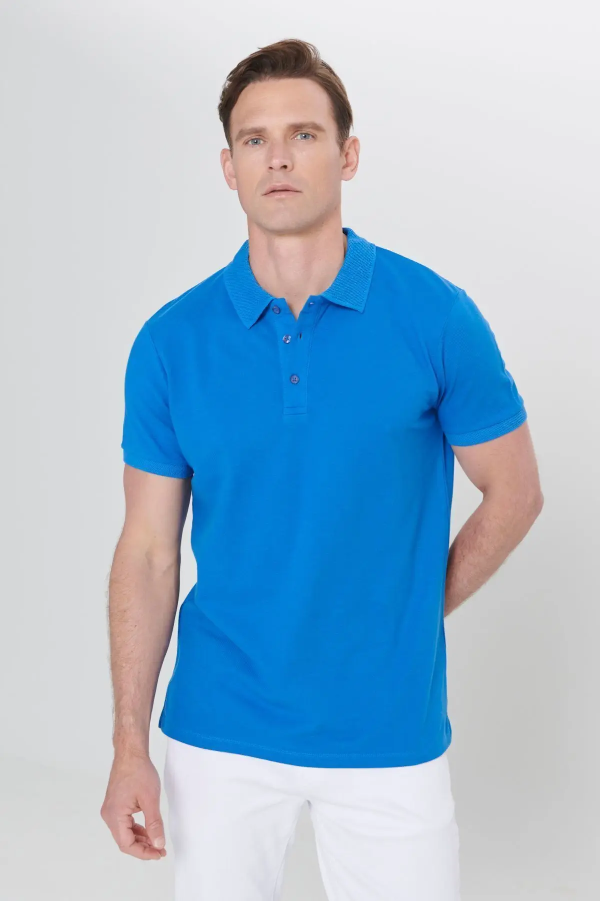 Erkek Royal Mavi %100 Pamuk Kıvrılmaz Pike Polo Yaka Slim Fit Dar Kesim Tişört