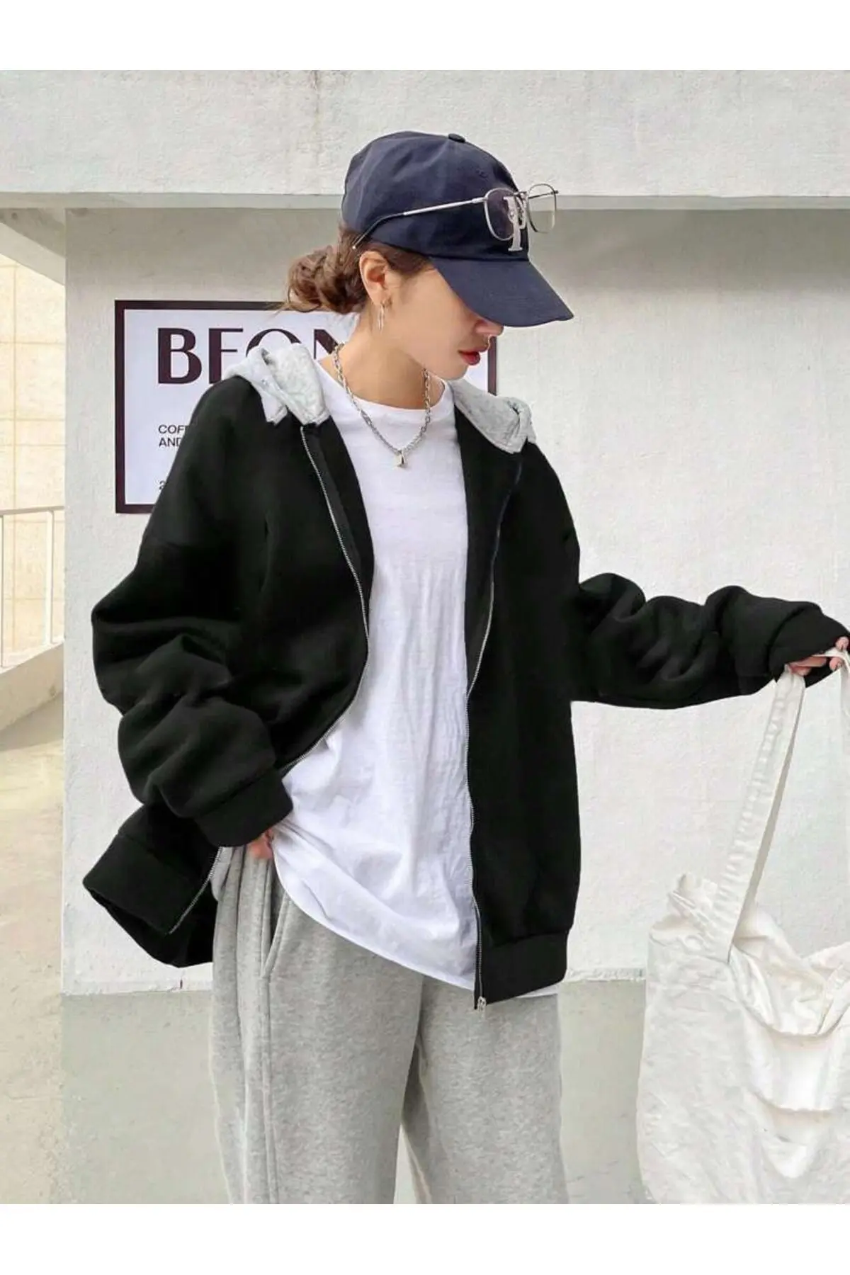 Unisex Oversize Kapşonu GRİ Detaylı Fermuarlı Siyah Şardonlu Hırka
