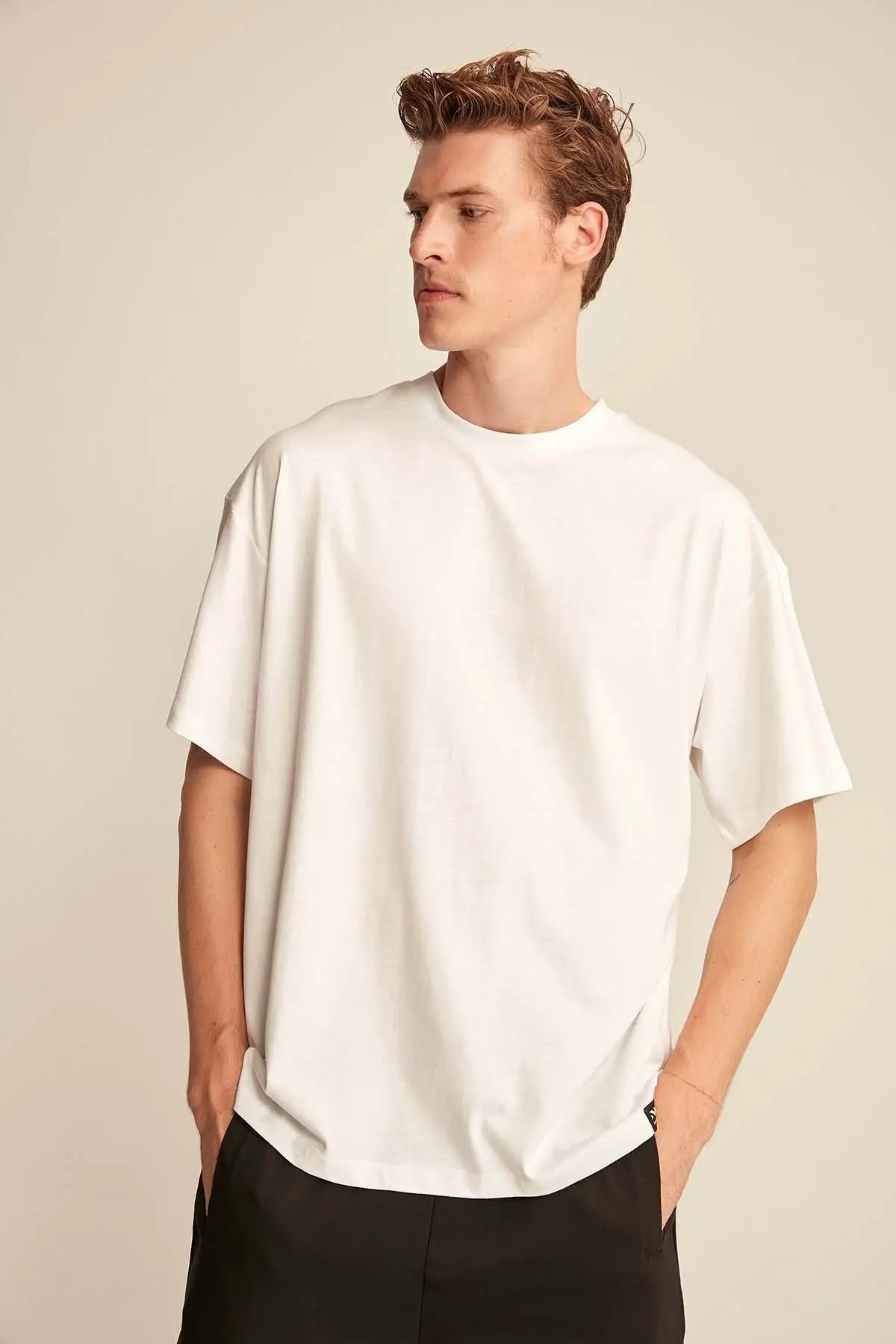 Jett Erkek Oversize Fit %100 Pamuk Kalın Dokulu Beyaz T-shirt