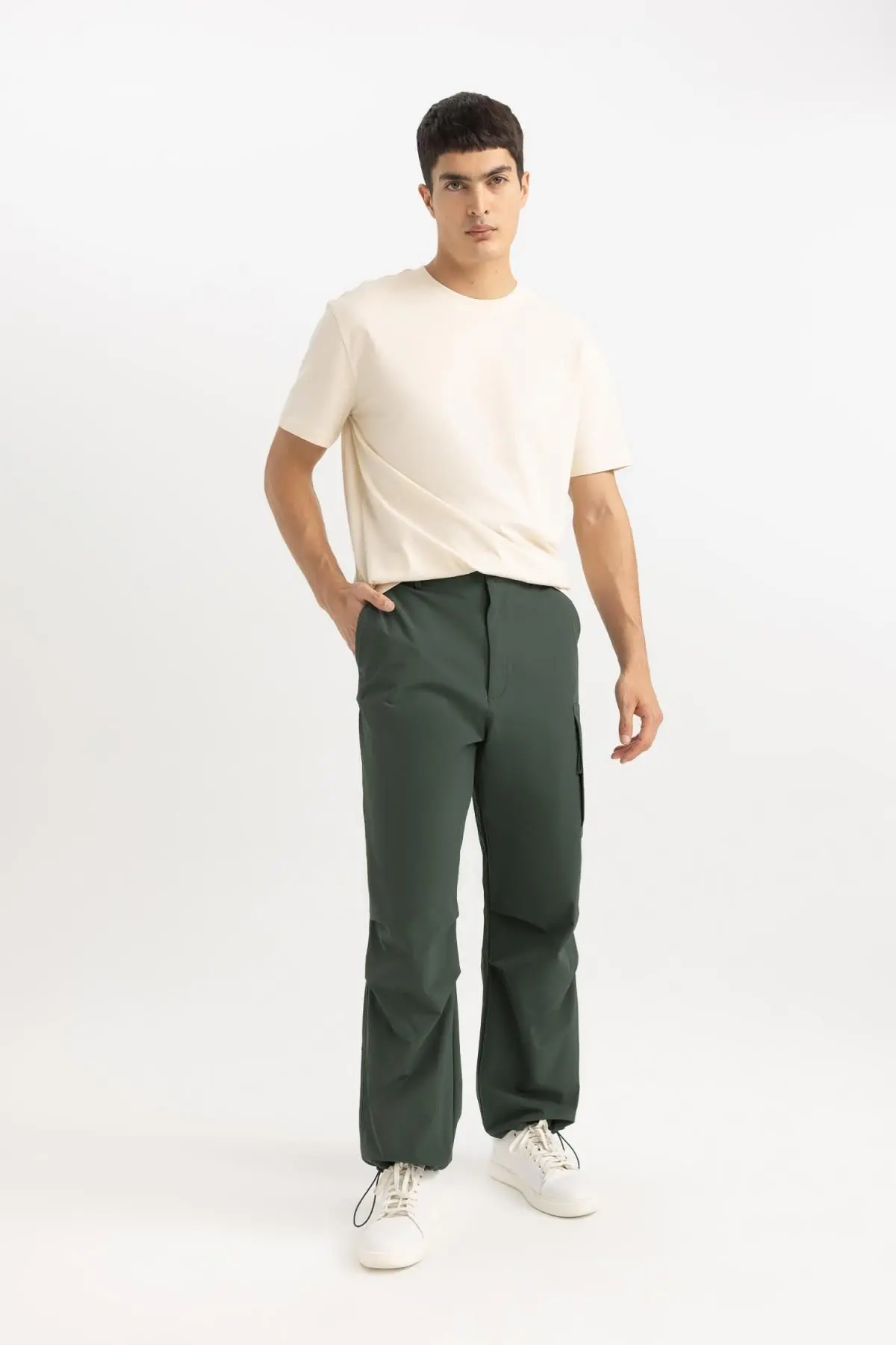 New Regular Fit Bisiklet Yaka Basic Kısa Kollu %100 Pamuk Tişört V7699az24sp