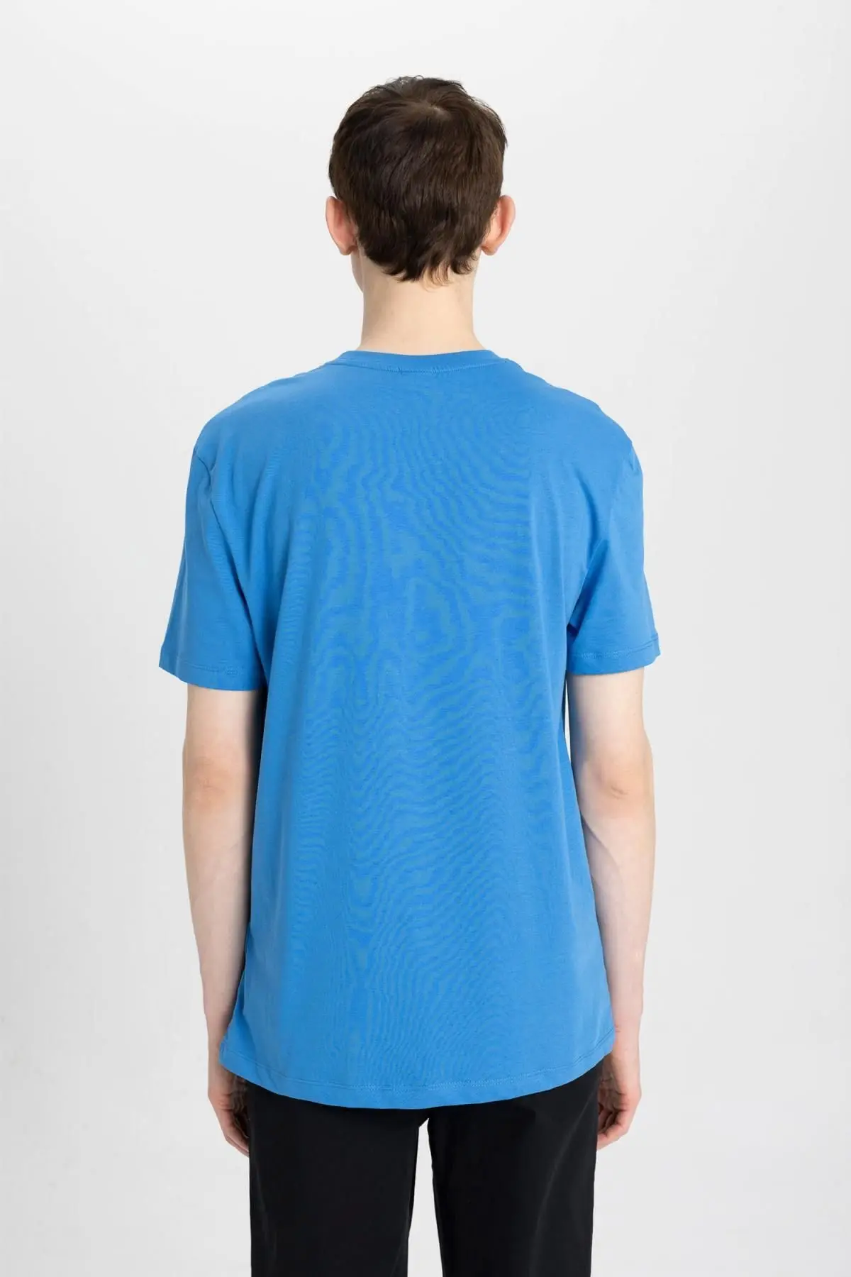 New Regular Fit Bisiklet Yaka Kısa Kollu Basic Tişört V7699az24sp
