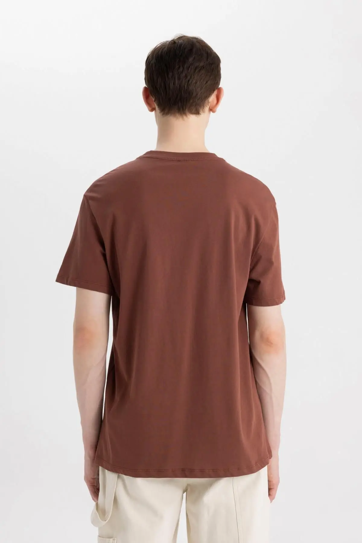 New Regular Fit Bisiklet Yaka Kısa Kollu Basic Tişört V7699az24sp