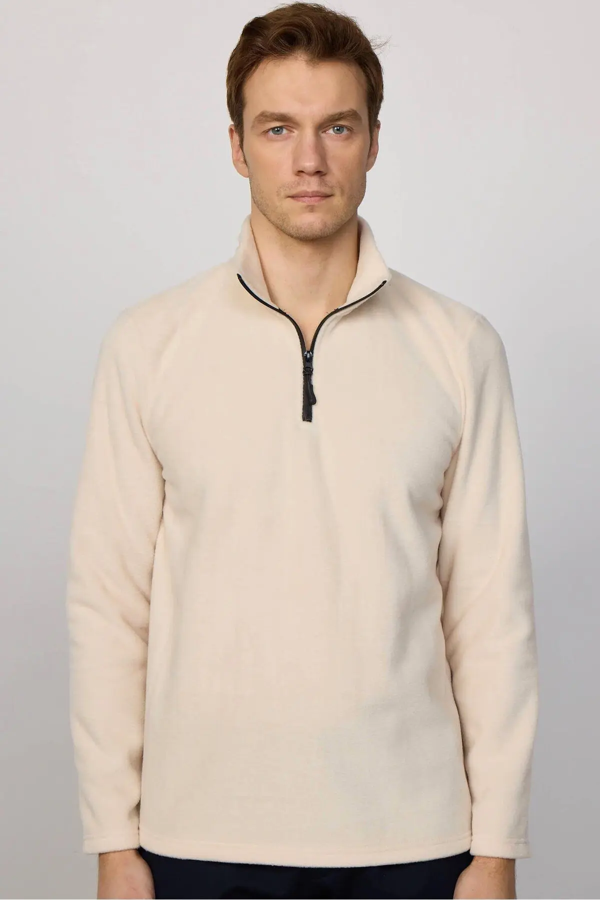 Erkek Standart Fit Rahat Kesim Tüylenme Yapmayan Soğuk Geçirmez Bej Dik Yaka Polar Sweatshirt