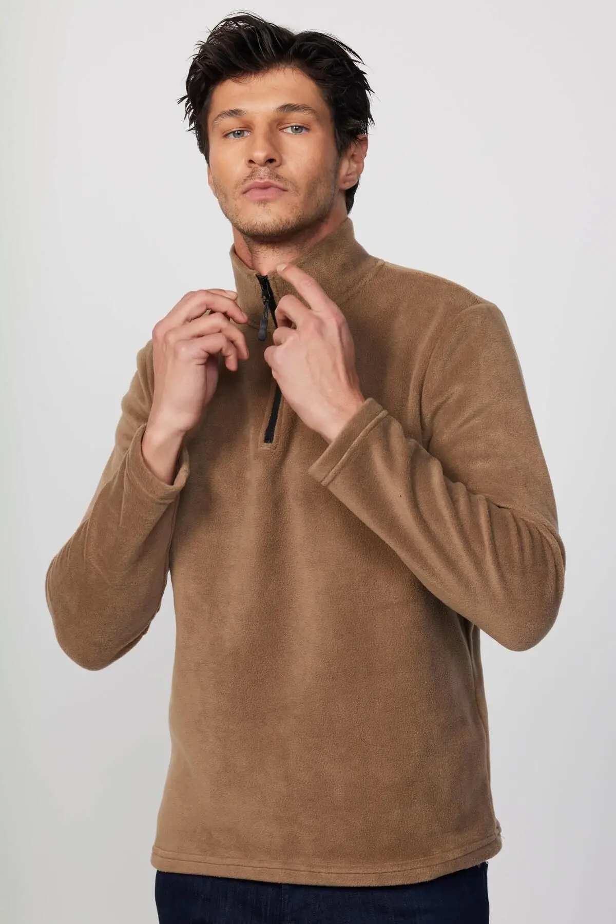 Erkek Standart Fit Rahat Kesim Tüylenme Yapmayan Soğuk Geçirmez Haki Dik Yaka Polar Sweatshirt