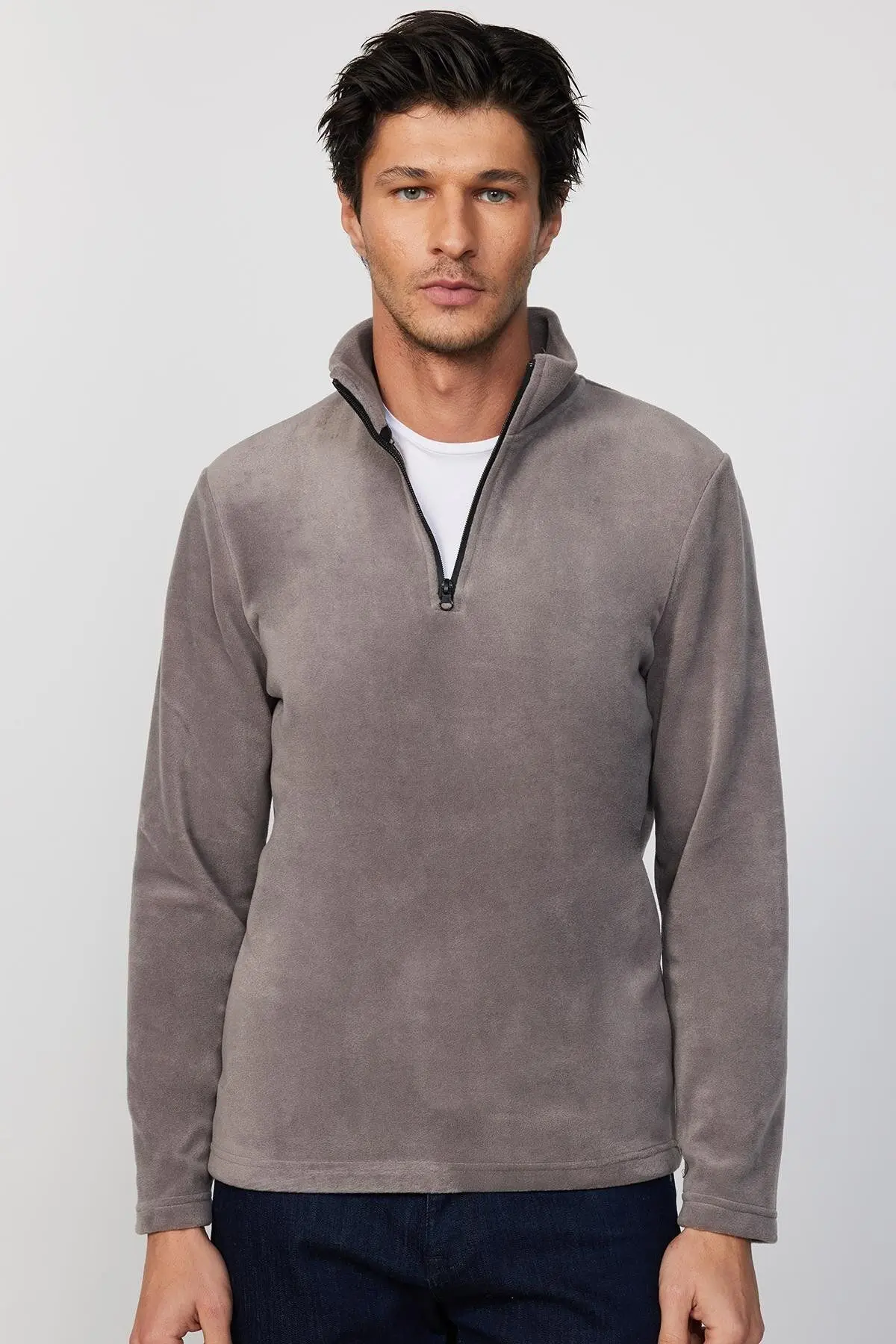 Erkek Standart Fit Rahat Kesim Tüylenme Yapmayan Soğuk Geçirmez Gri Dik Yaka Polar Sweatshirt