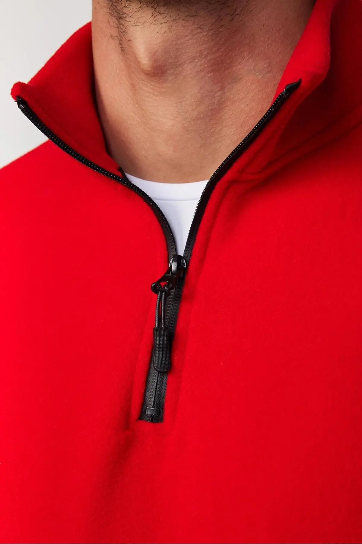 Erkek Standart Fit Rahat Kesim Tüylenme Yapmayan Soğuk Geçirmez Kırmızı Dik Yaka Polar Sweatshirt