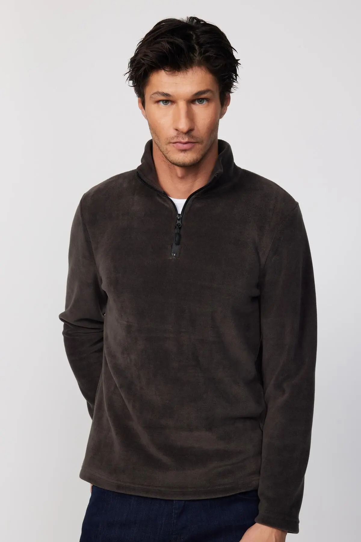 Erkek Standart Fit Rahat Kesim Tüylenme Yapmayan Soğuk Geçirmez Füme Dik Yaka Polar Sweatshirt